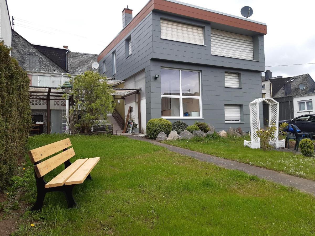 Ferienhaus Zum Hochstein Ettringen  Eksteriør bilde